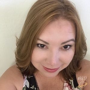 Meet your Posher, Monica